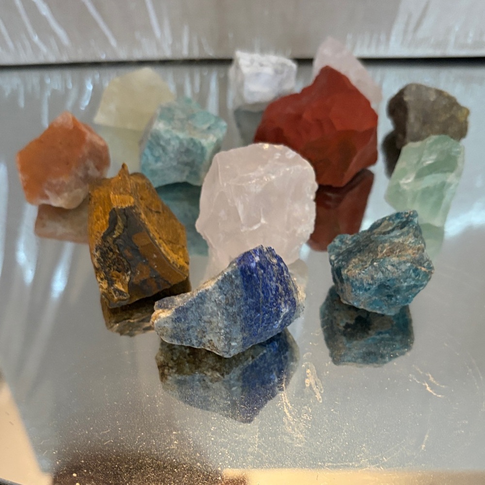 Assorted Raw Healing Crystal Set - Multicolor